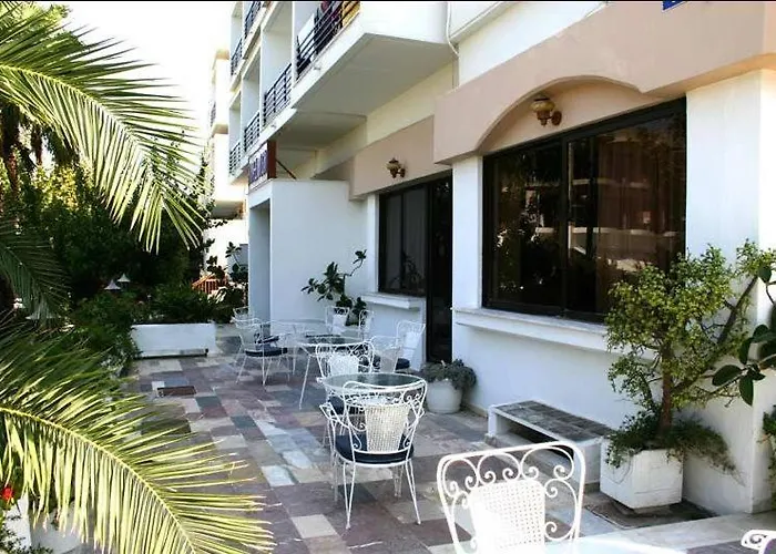 Olga Hotel 2*